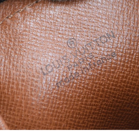 Louis Vuitton Papillon 30 - Picture 3 of 14